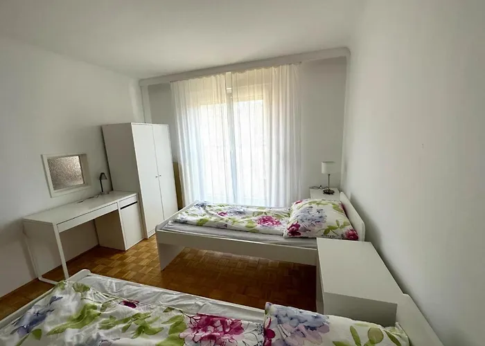 Apartment Near Schoenbrunn Palace